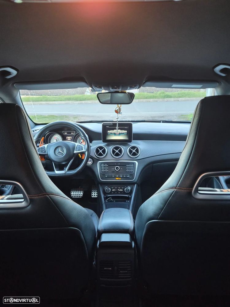 Mercedes-Benz CLA 220 (CDI) d 4Matic 7G-DCT Orange Art Edition - 6