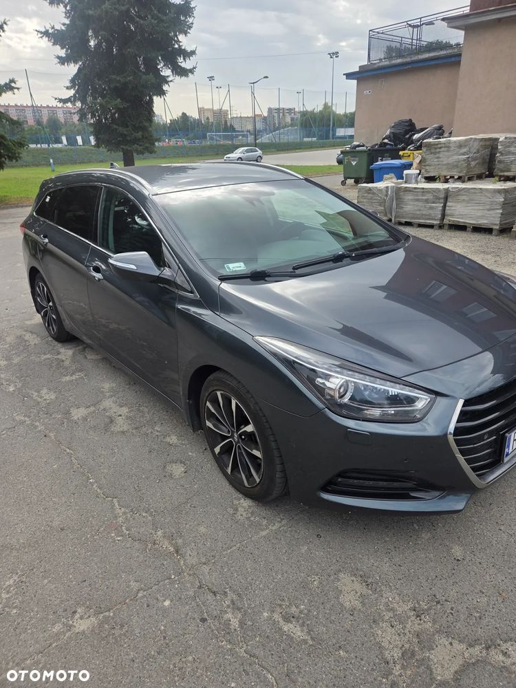 Hyundai i40 1.7 CRDi Comfort DCT - 3