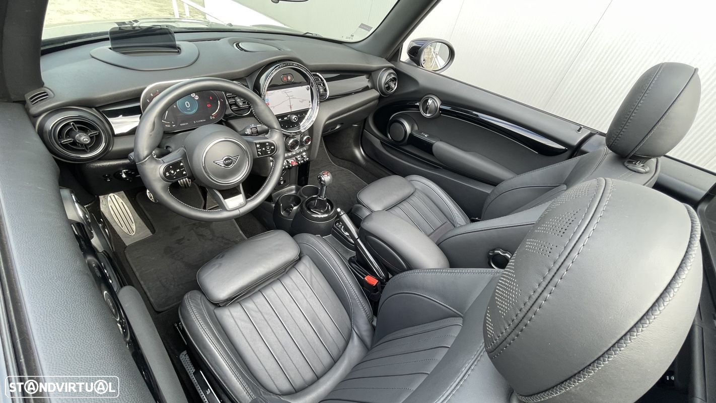 MINI Cabrio John Cooper Works Plus - 30