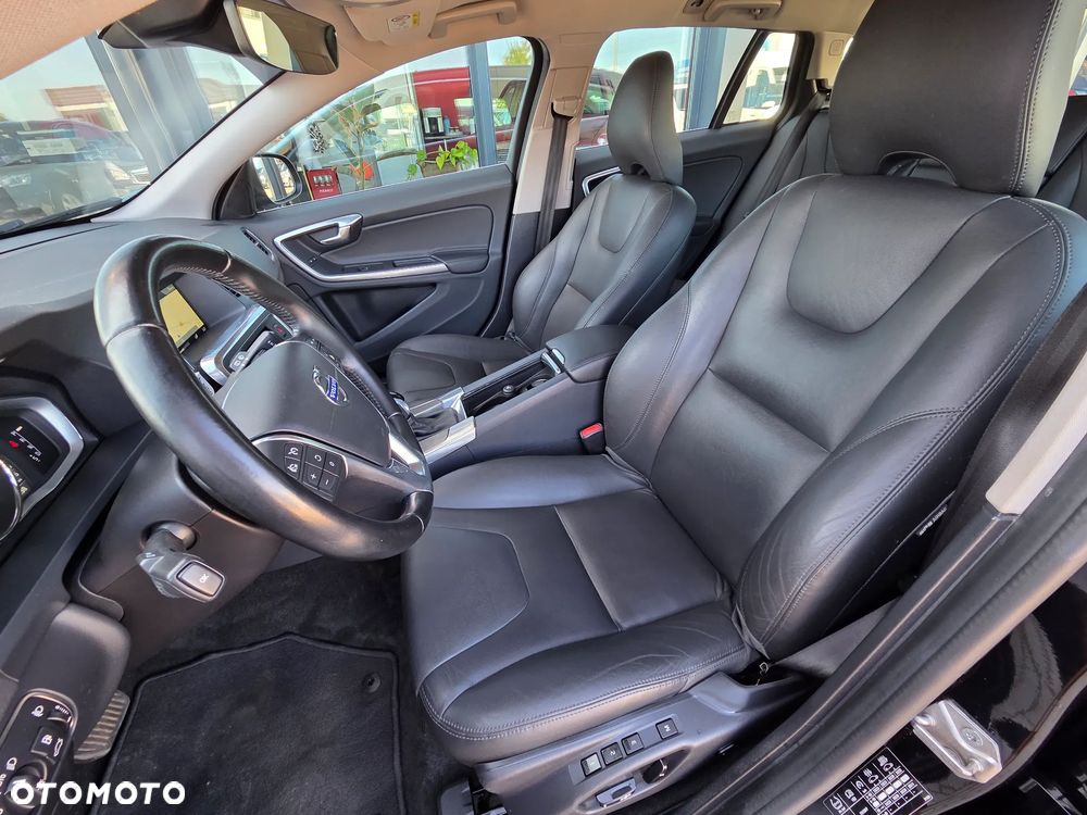 Volvo V60 D3 Geartronic Business Edition - 23