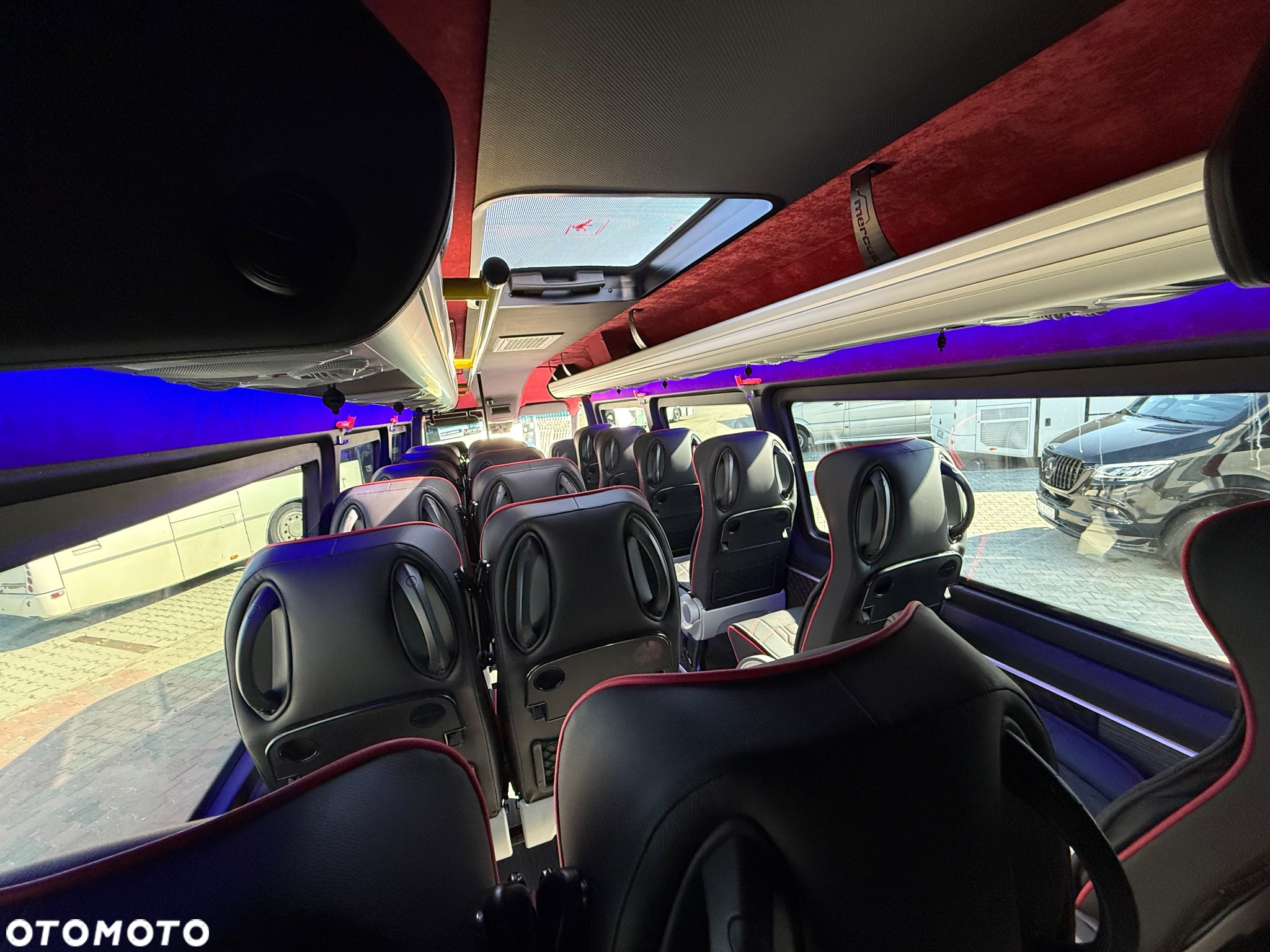 Mercedes-Benz Sprinter 519 - 22