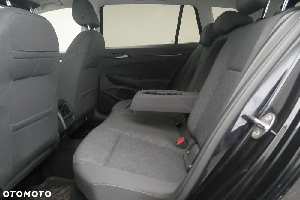 Volkswagen Golf Variant - 15