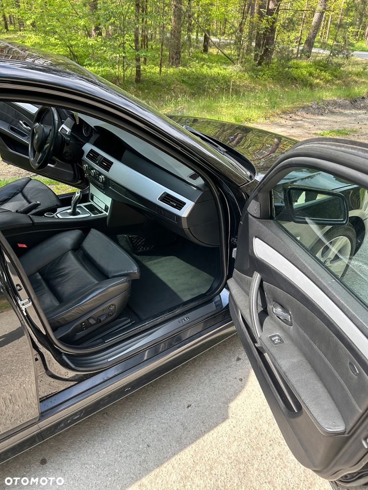 BMW Seria 5 530i xDrive Edition Exclusive - 23