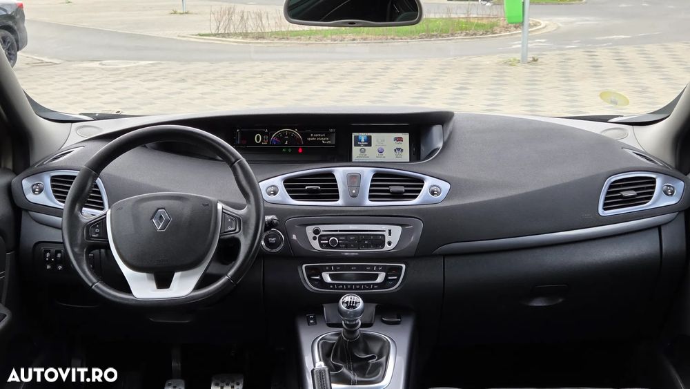 Renault Scenic - 6