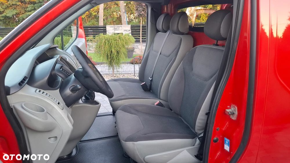 Opel VIVARO - 24