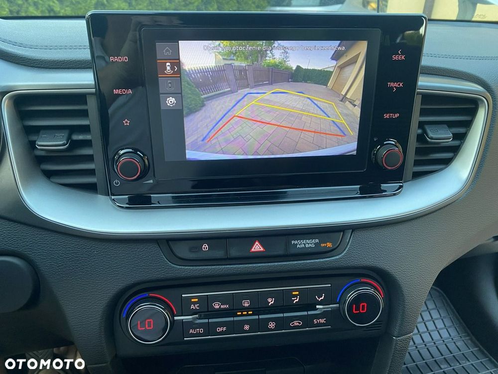 Kia Ceed 1.5 T-GDI M - 25