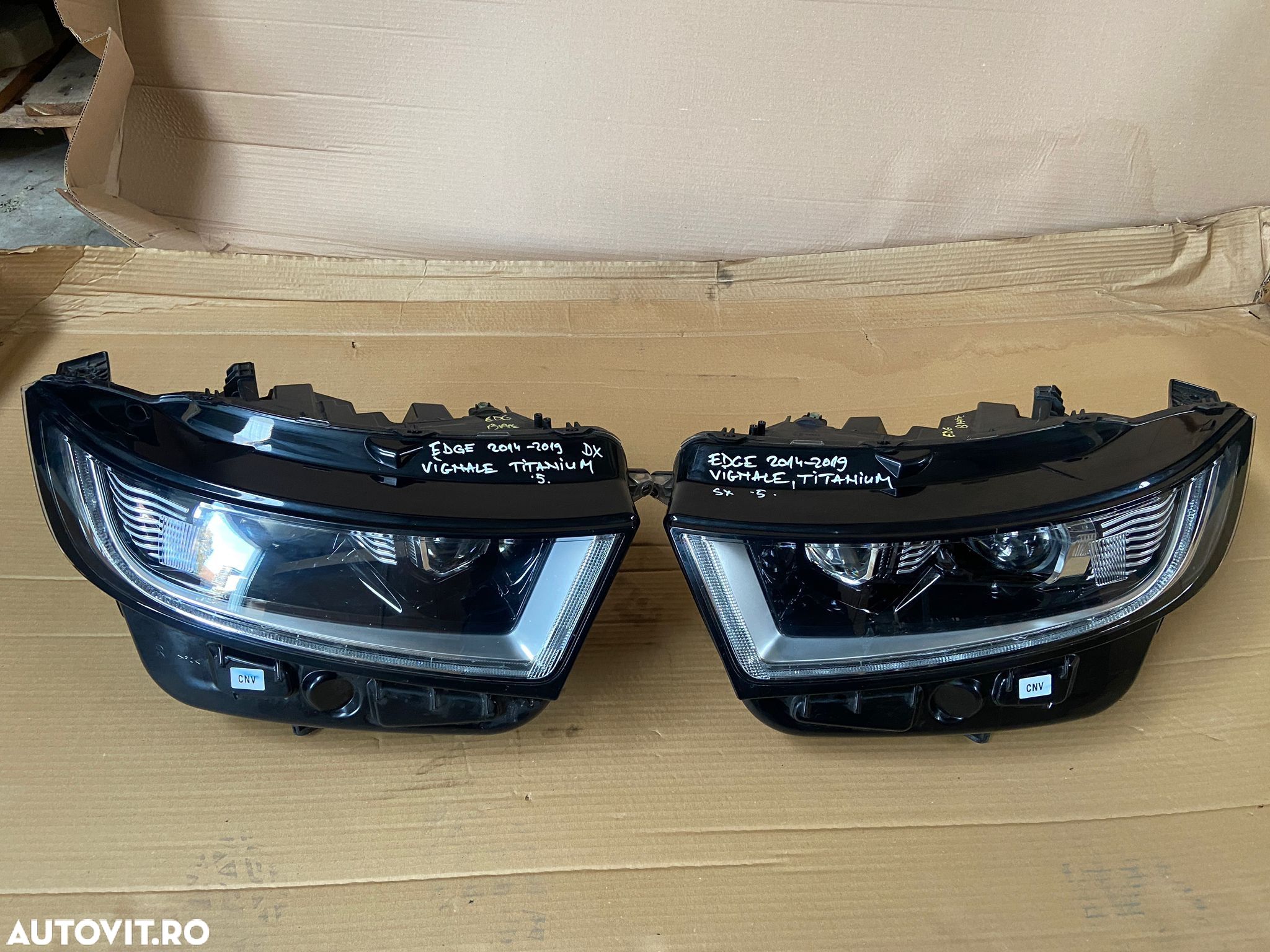 Far complet stanga si dreapta FORD EDGE an 2014-2019 fara defecte - 1