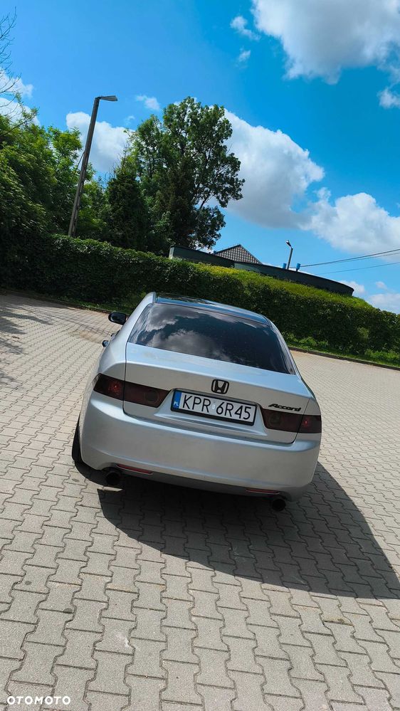 Honda Accord - 4