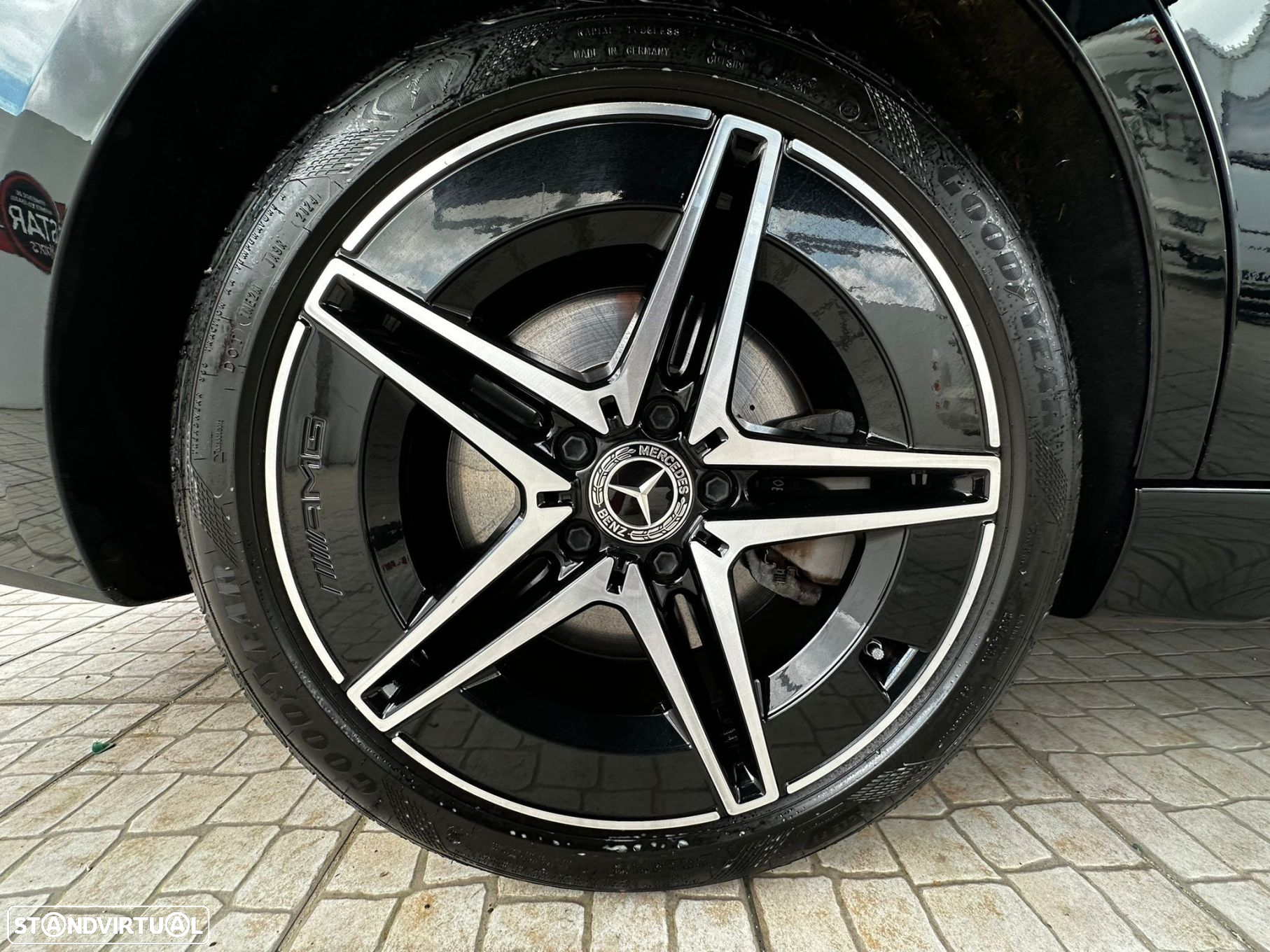 Mercedes-Benz C 300 e AMG Line - 11