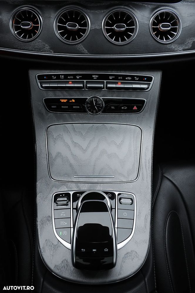 Mercedes-Benz CLS 300 d 9G-TRONIC AMG Line - 28