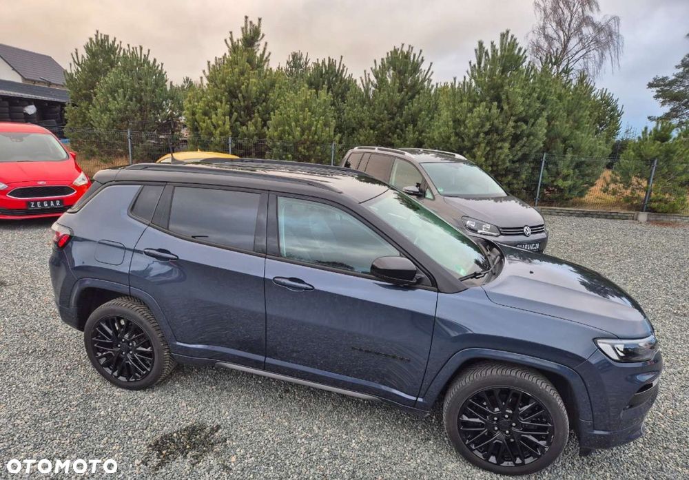 Jeep Compass - 27