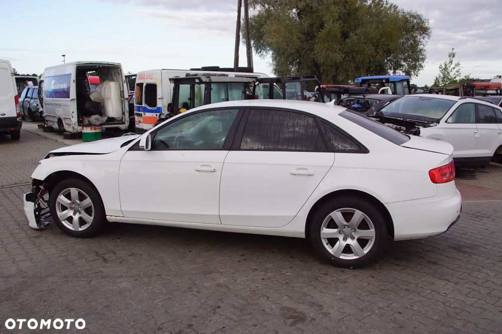 Auto na części - Audi A4 B8 2.0 TDI 143KM CAGA KXP LY9C 2009R Silnik Skrzynia Drzwi Szyba Klapa Zderzak Błotnik Lusterko Sterownik Moduł Czujnik Deska Kokpit Licznik Wyświetlacz Kierownica - 8