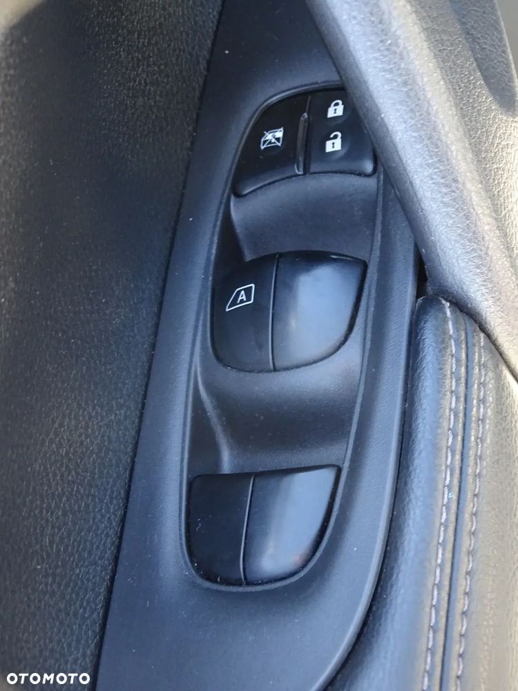 Nissan X-Trail - 19