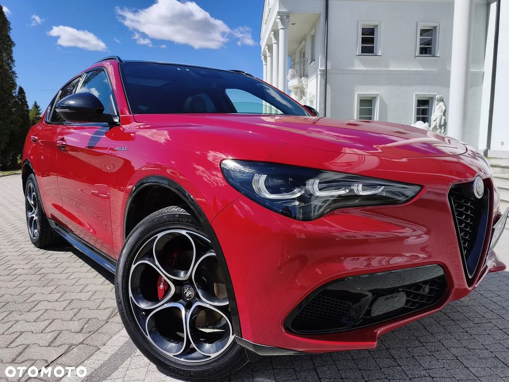 Alfa Romeo Stelvio 2.0 Turbo 16V AT8-Q4 Veloce Ti - 1