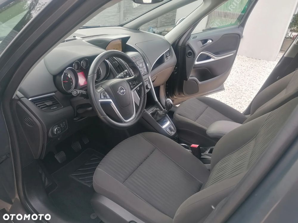 Opel Zafira Tourer 1.4 Turbo Selection - 11