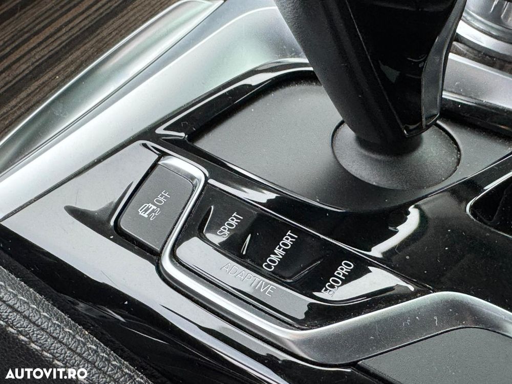 BMW Seria 5 520d AT - 8