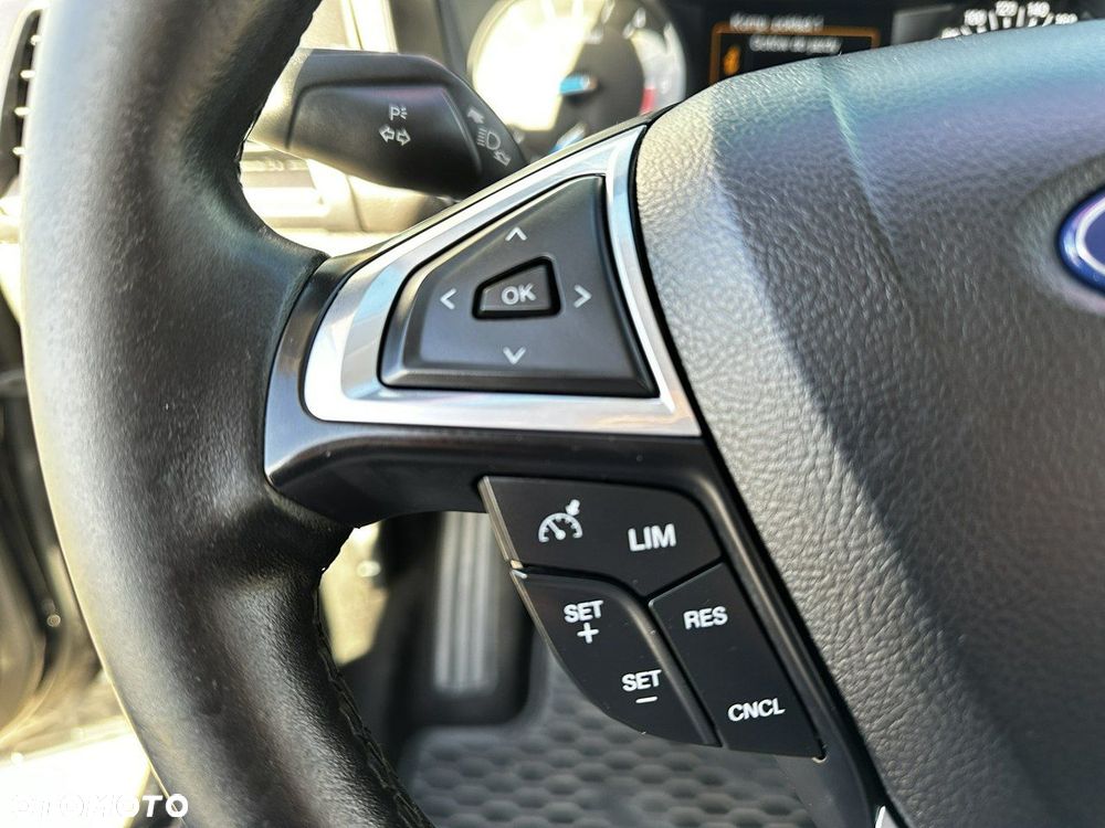 Ford Mondeo 2.0 TDCi Titanium - 22