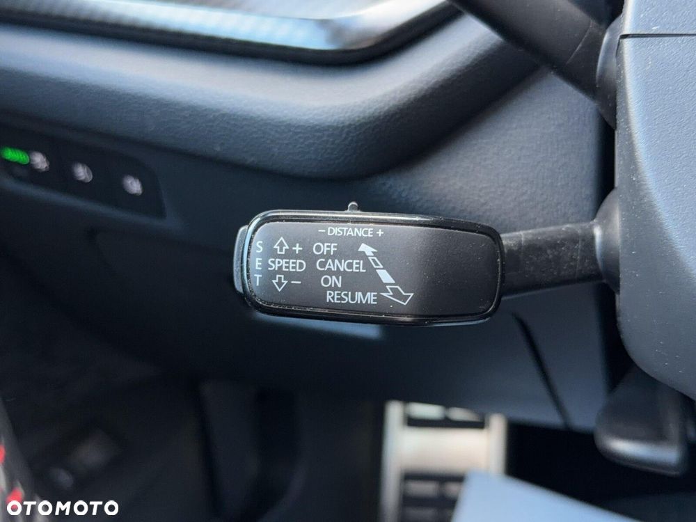 Skoda Octavia 2.0 TDI RS DSG - 22