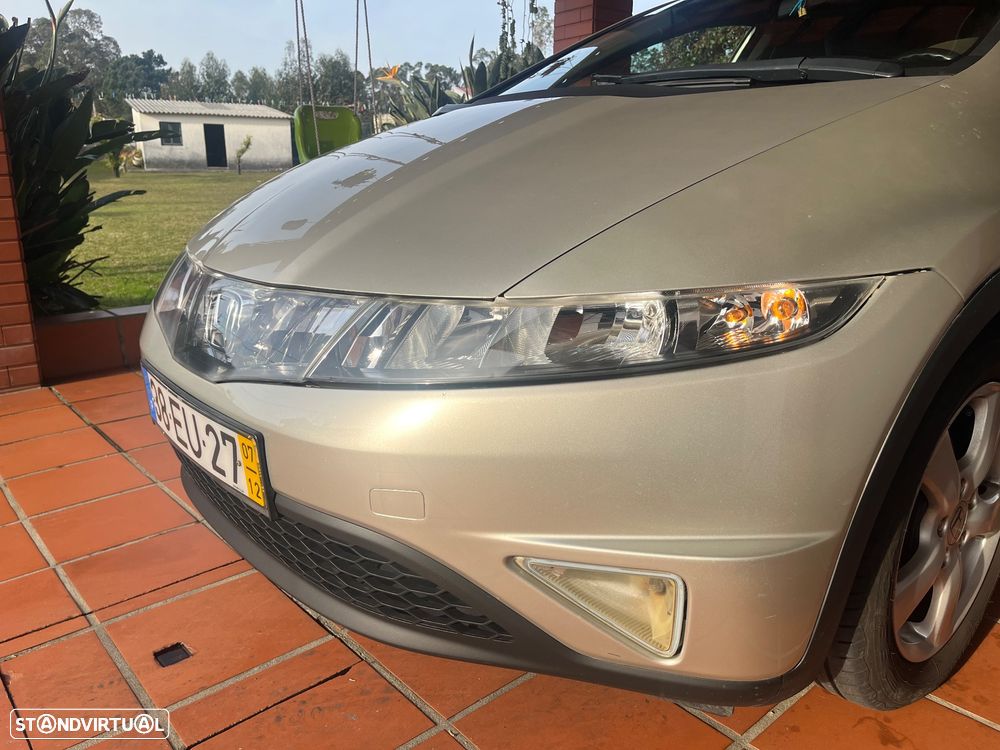 Honda Civic 1.4 Sport - 10