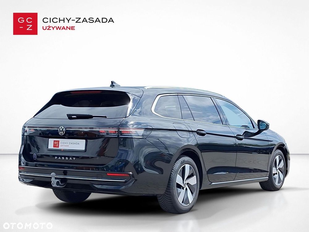 Volkswagen Passat - 10