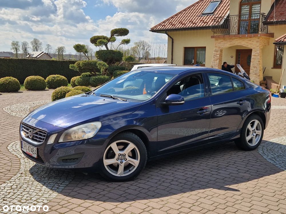 Volvo S60 D3 Geartronic Momentum - 13