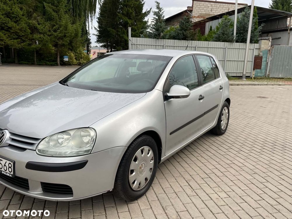 Volkswagen Golf - 2