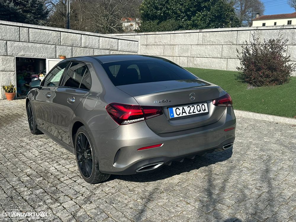 Mercedes-Benz A 250 Limousine e 8G-DCT AMG Line Advanced - 1