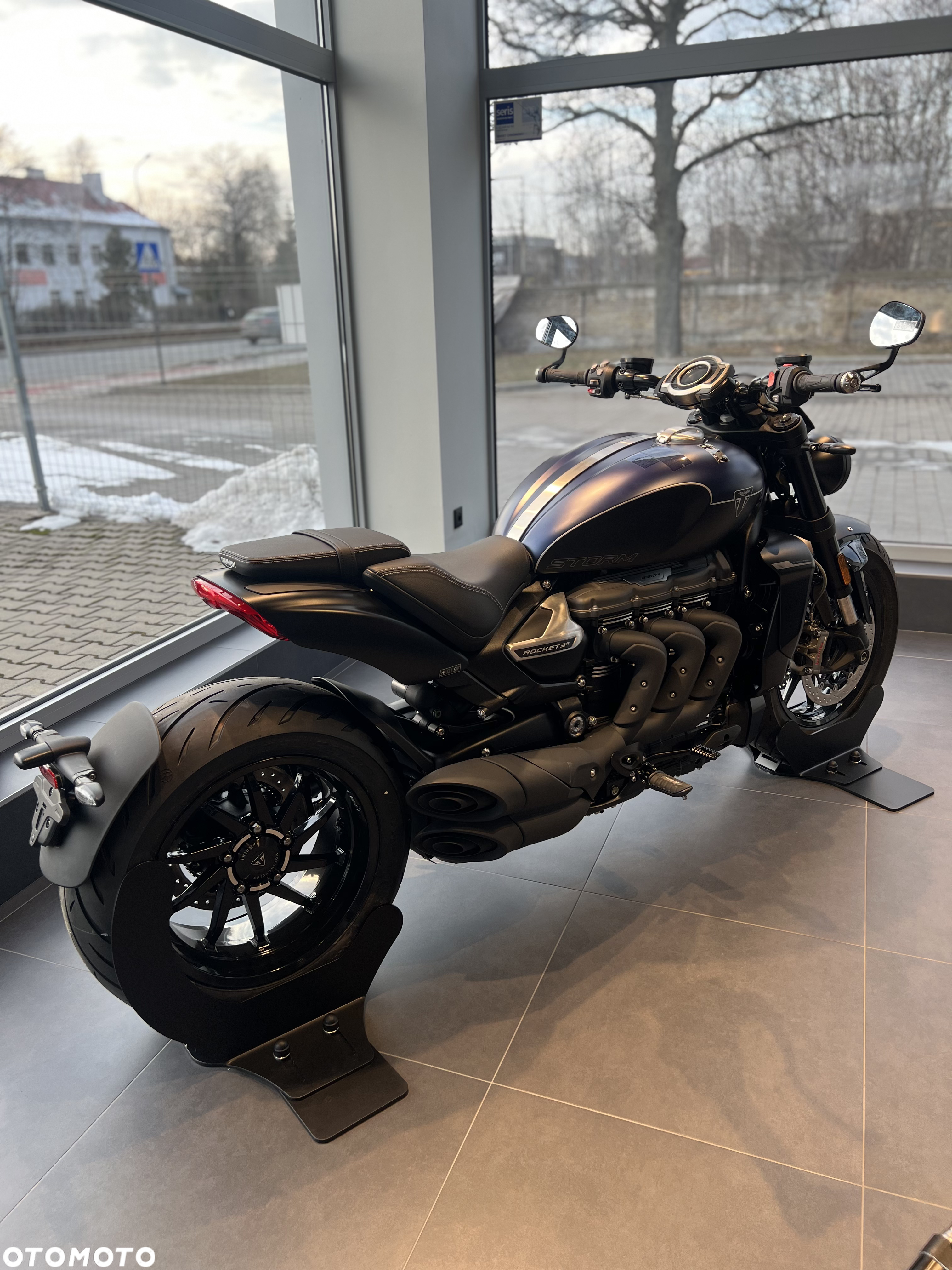 Triumph Rocket - 4