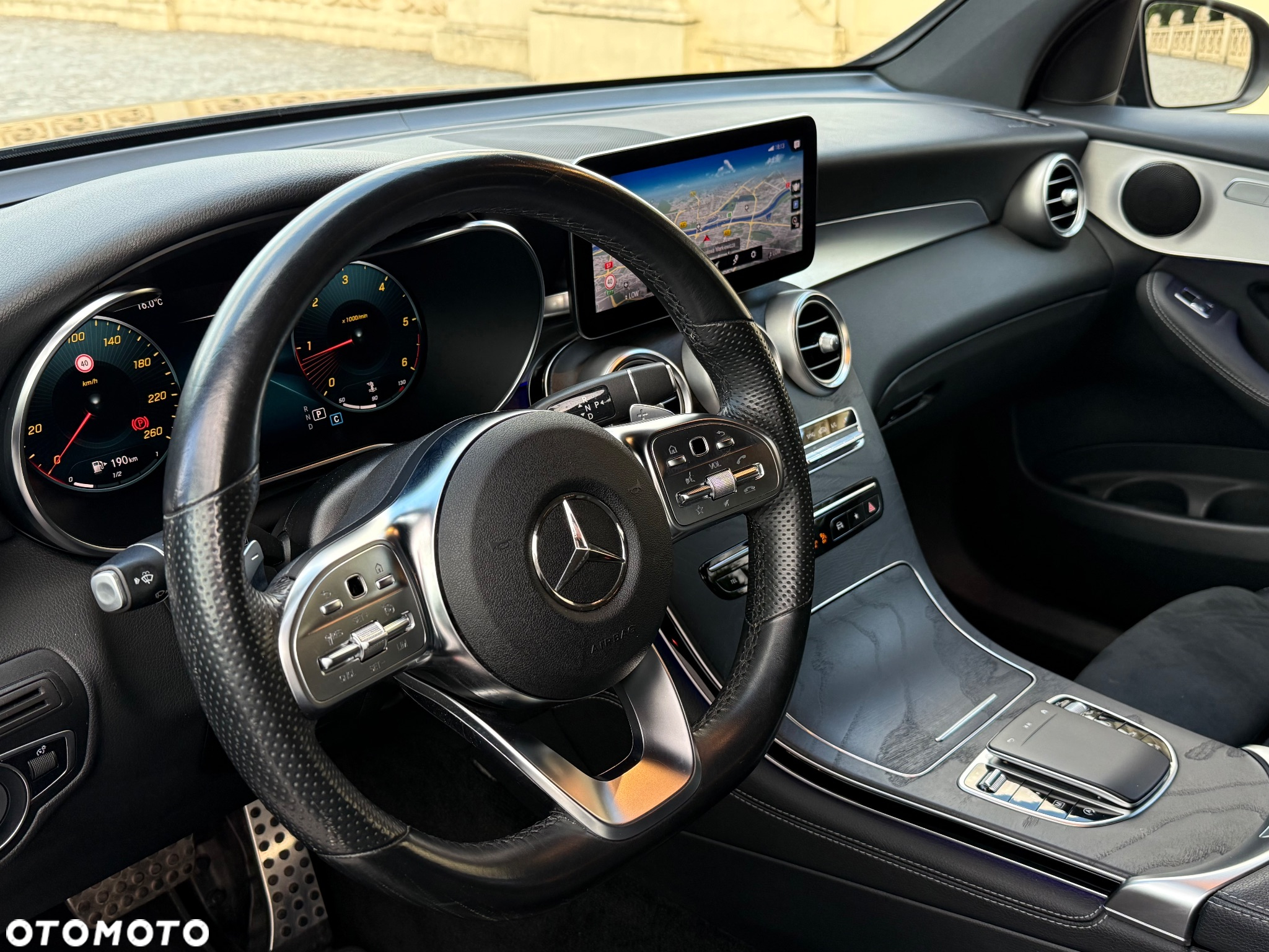 Mercedes-Benz GLC 220 d 4Matic 9G-TRONIC AMG Line - 18