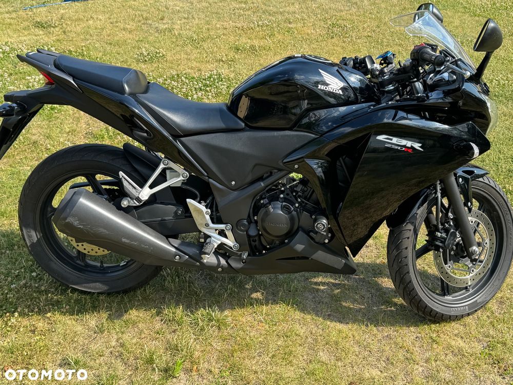 Honda CBR - 4