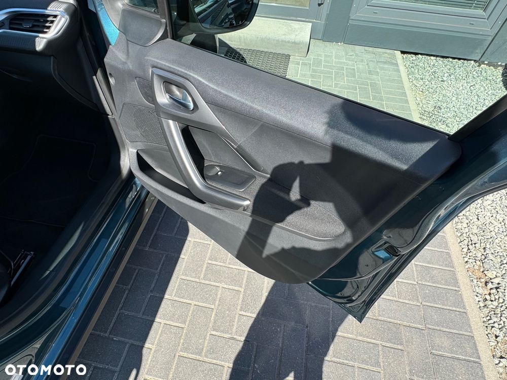 Peugeot 2008 - 28