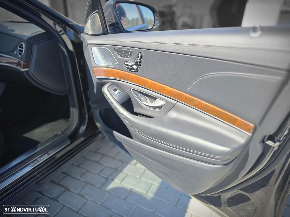 Mercedes-Benz S 300 BlueTEC Hybrid Longo - 31