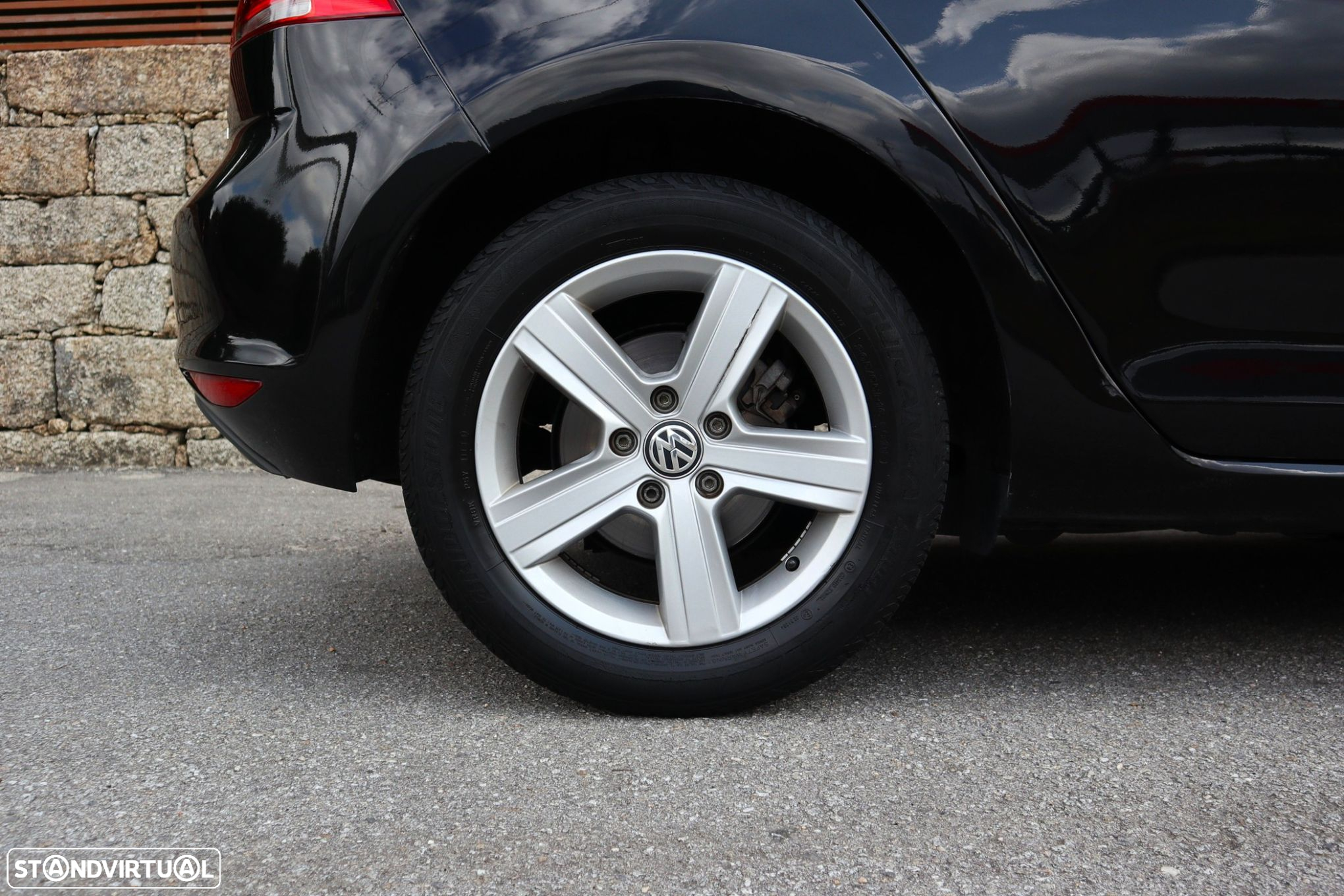 VW Golf - 9