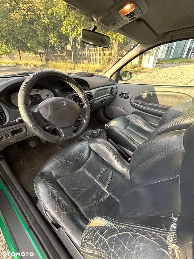 Renault Megane 2.0ide 16V Dynamique - 19