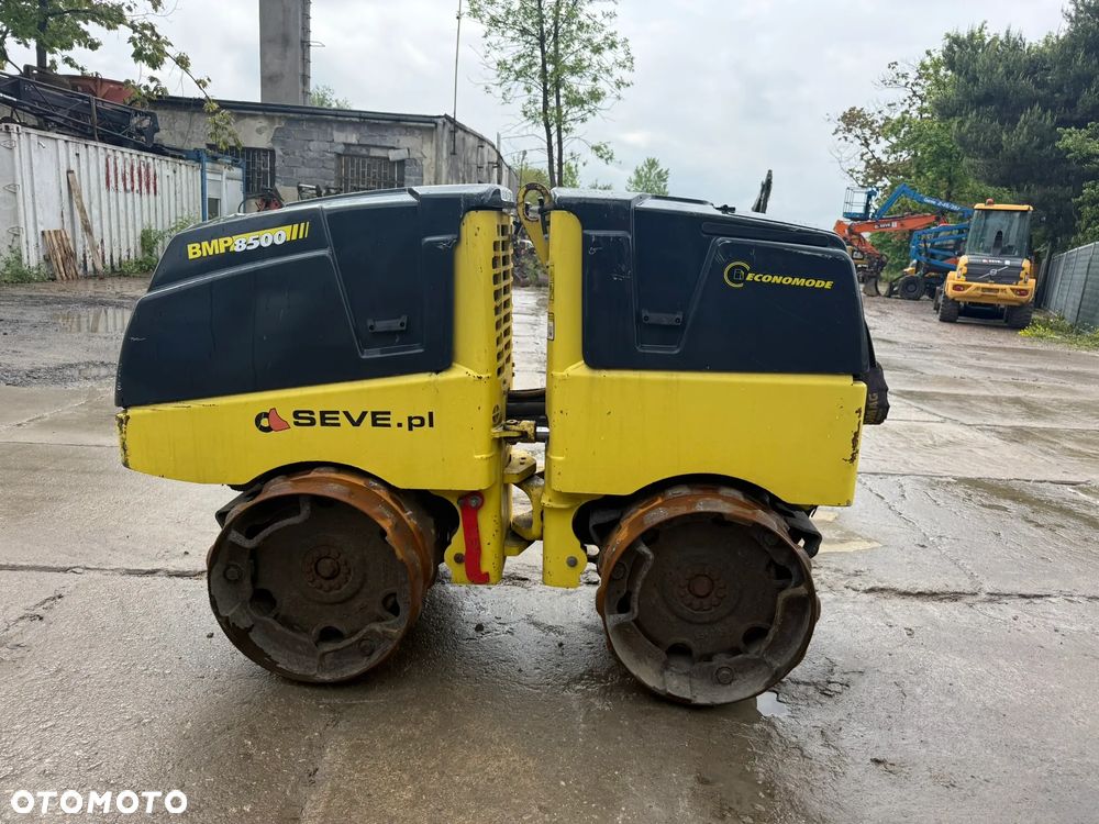 Bomag BMP 8500 walec okołkowany zdalnie sterowany - 9