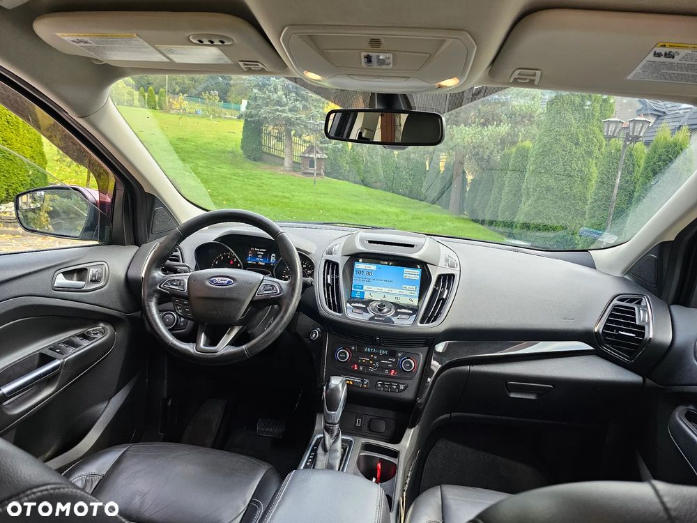 Ford Escape 2.0 EcoBoost AWD Titanium - 27