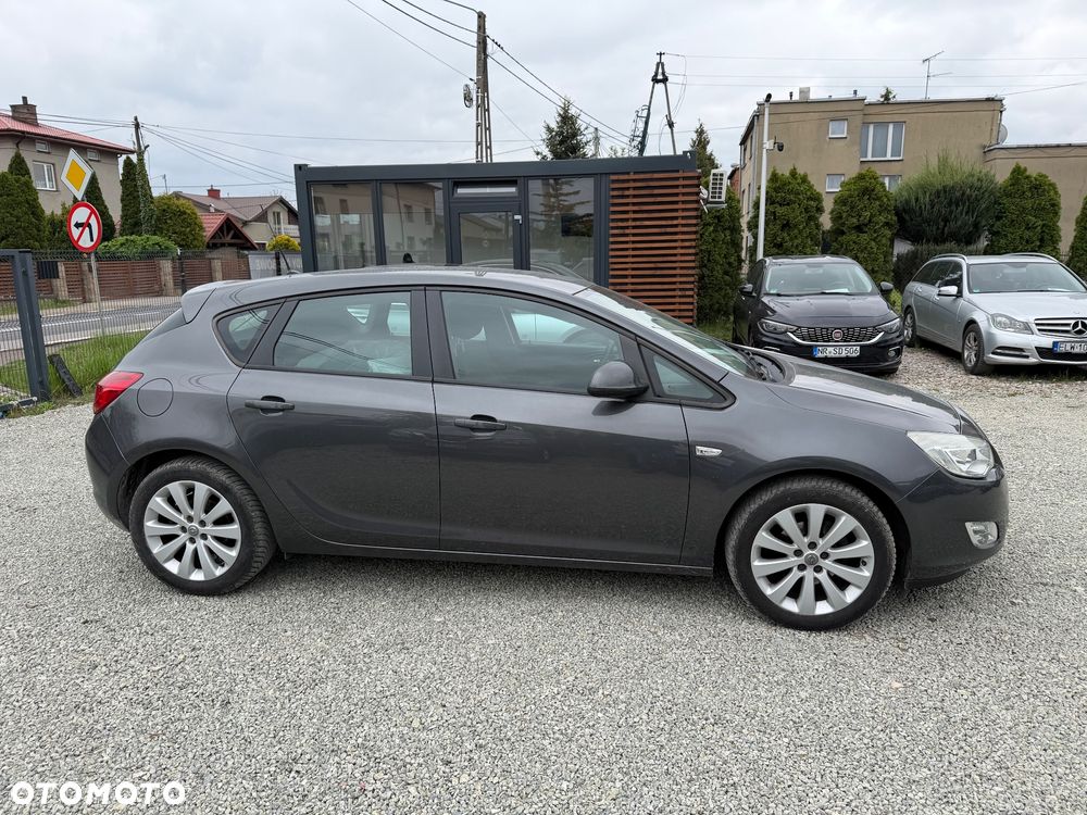 Opel Astra 1.6 Active - 8