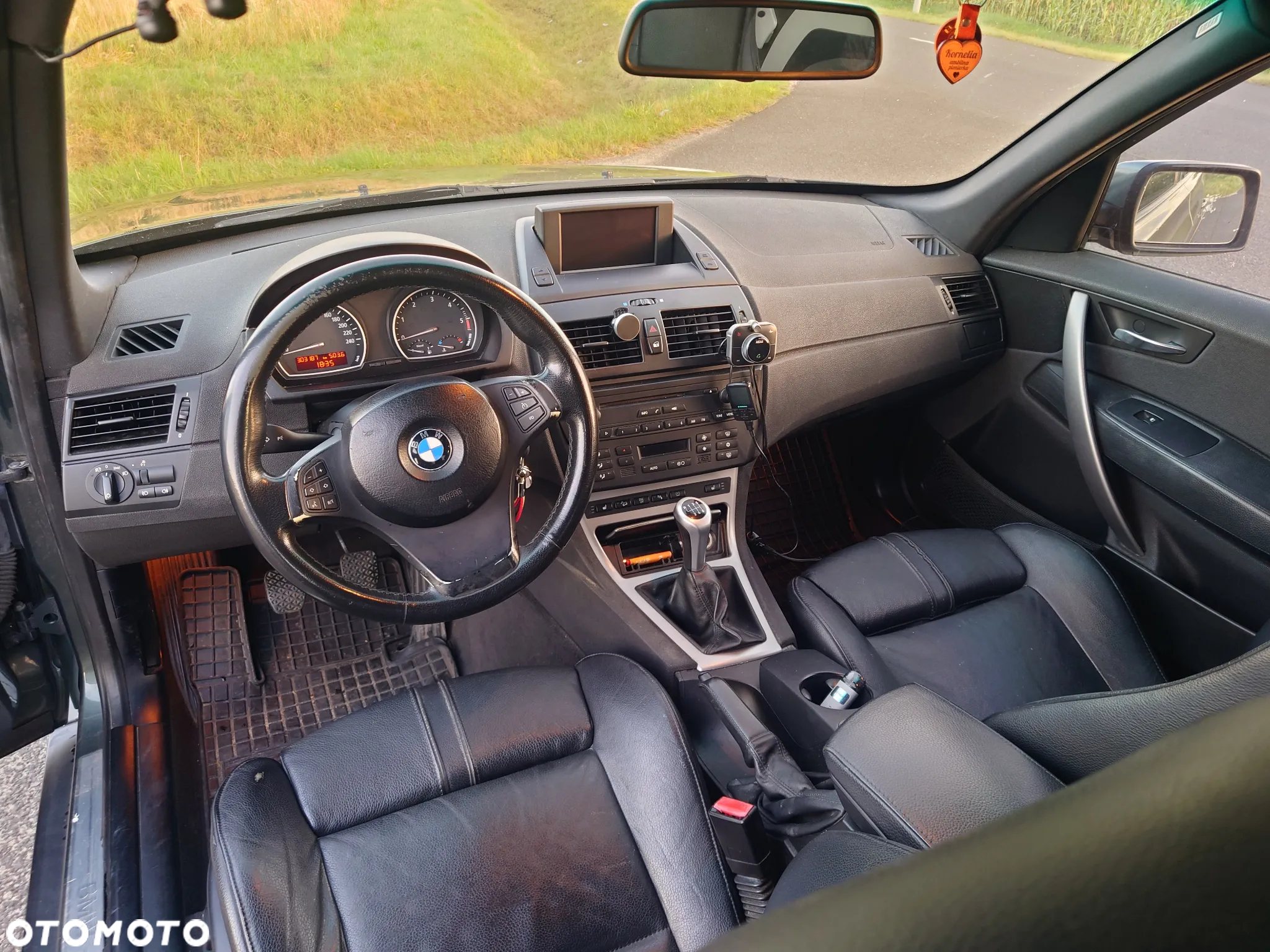 BMW X3 3.0d - 25