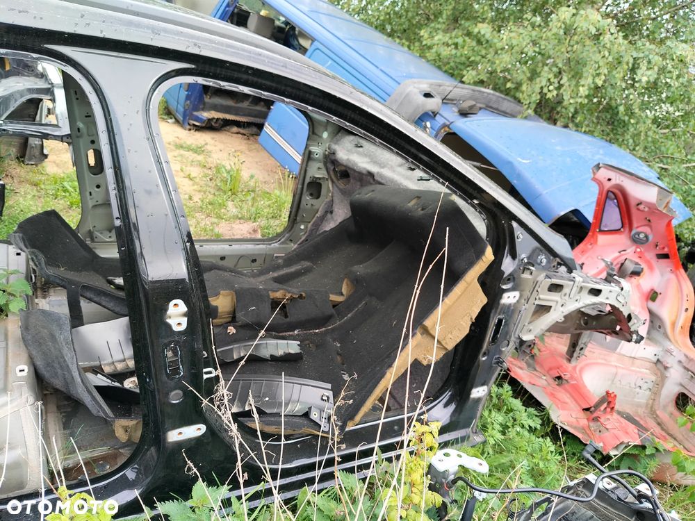 Ćwiartka, słupek prawa strona Opel Astra K - 1