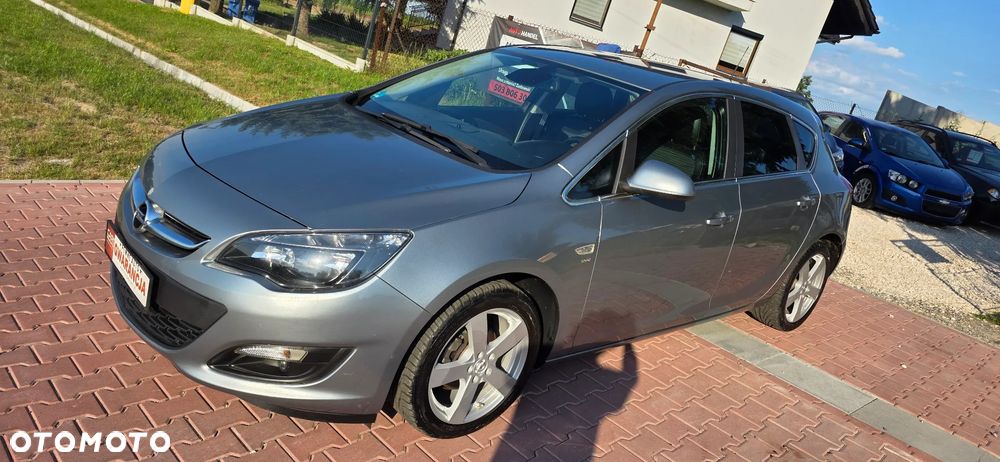 Opel Astra 1.4 Turbo Innovation - 2