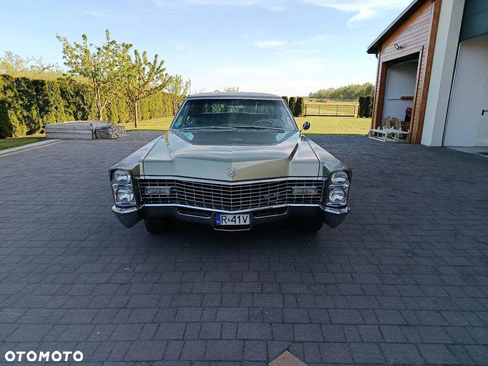 Cadillac Deville - 1