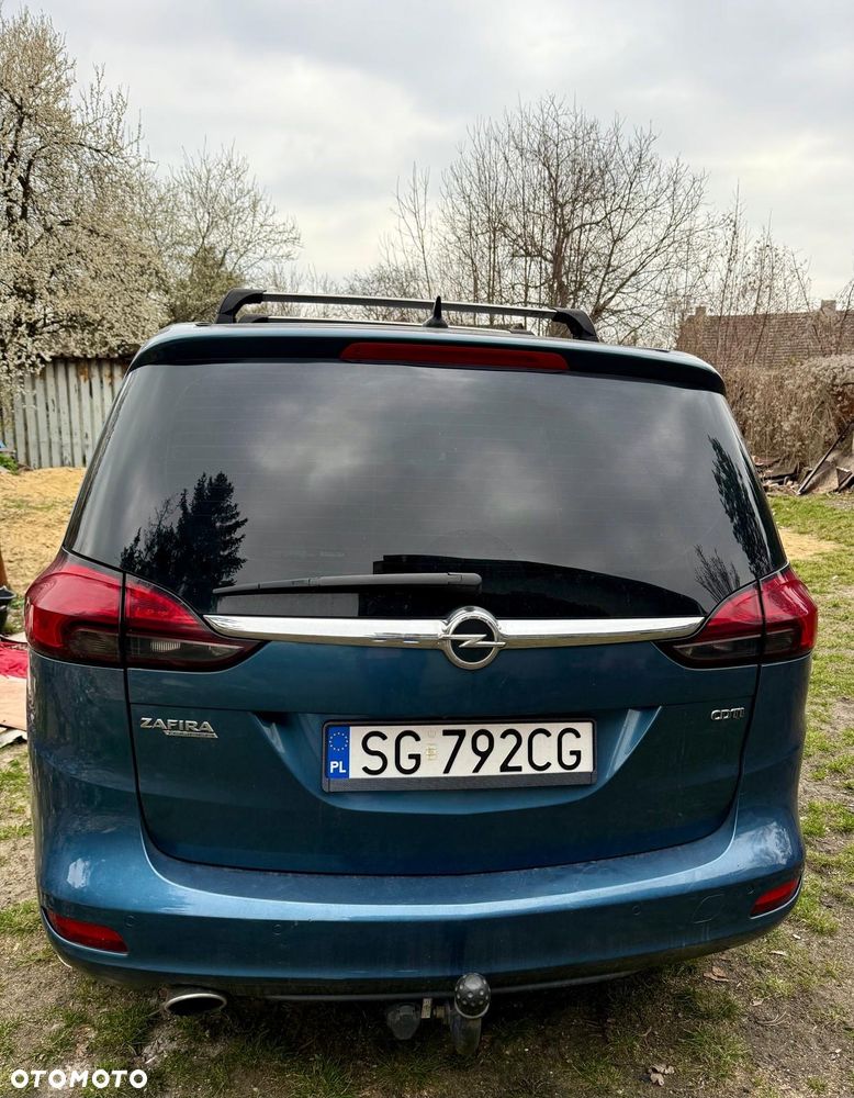Opel Zafira - 11