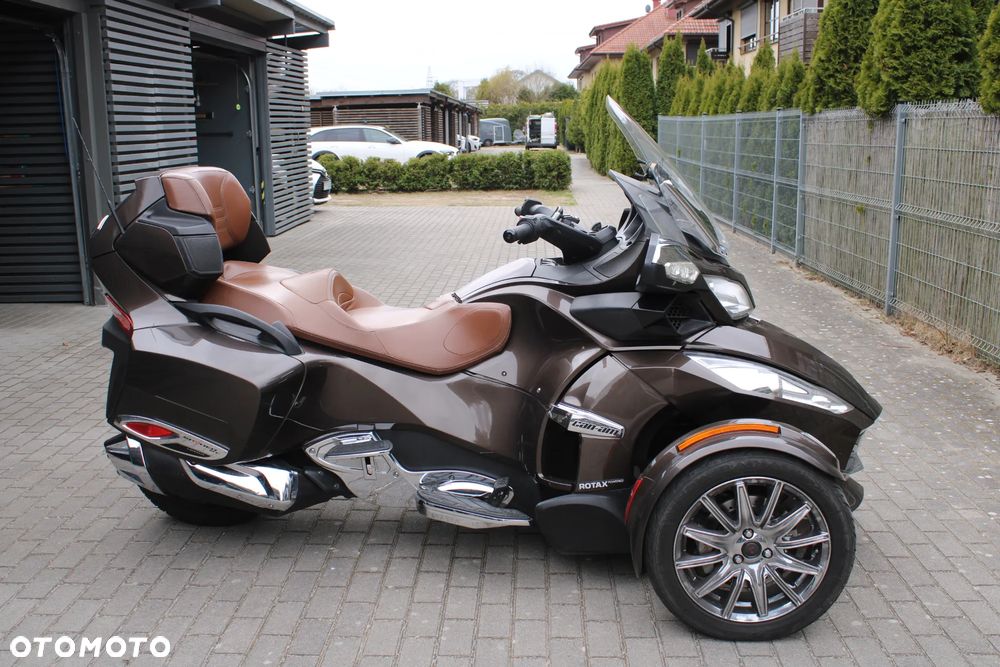 Can-Am Spyder - 3