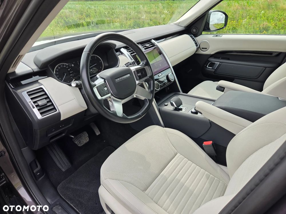 Land Rover Discovery 3.0 D250 mHEV SE - 13