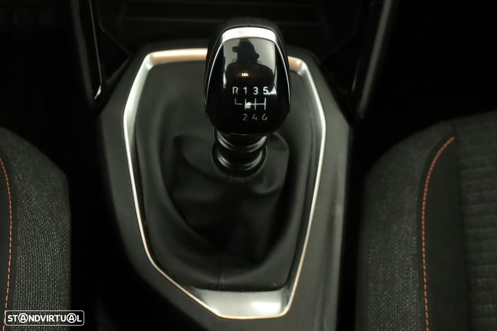 Peugeot 208 1.2 PureTech Style - 14