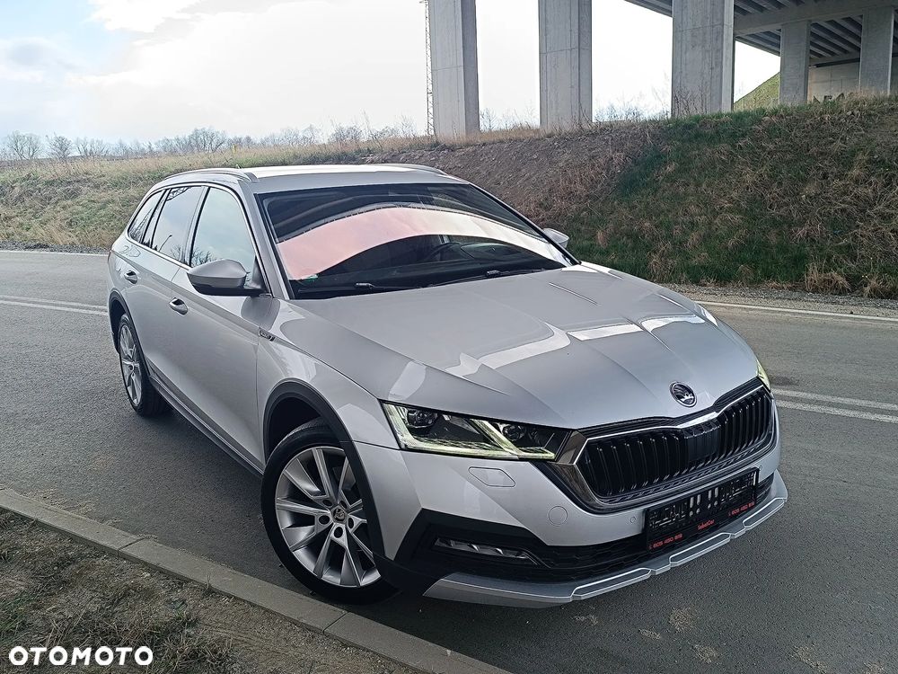 Skoda Octavia 2.0 TDI DSG 4x4 Scout - 20