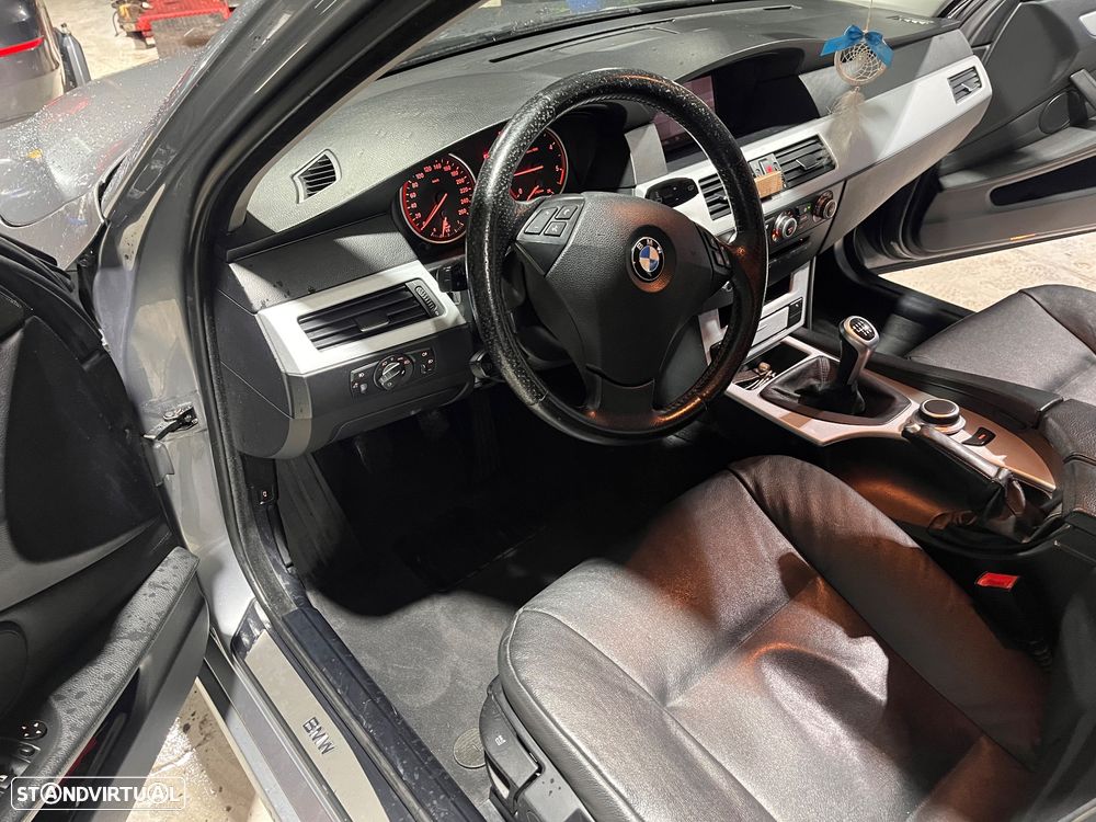 BMW 520 d Executive - 8