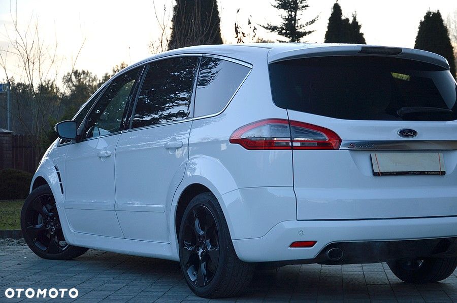 Ford S-Max - 19