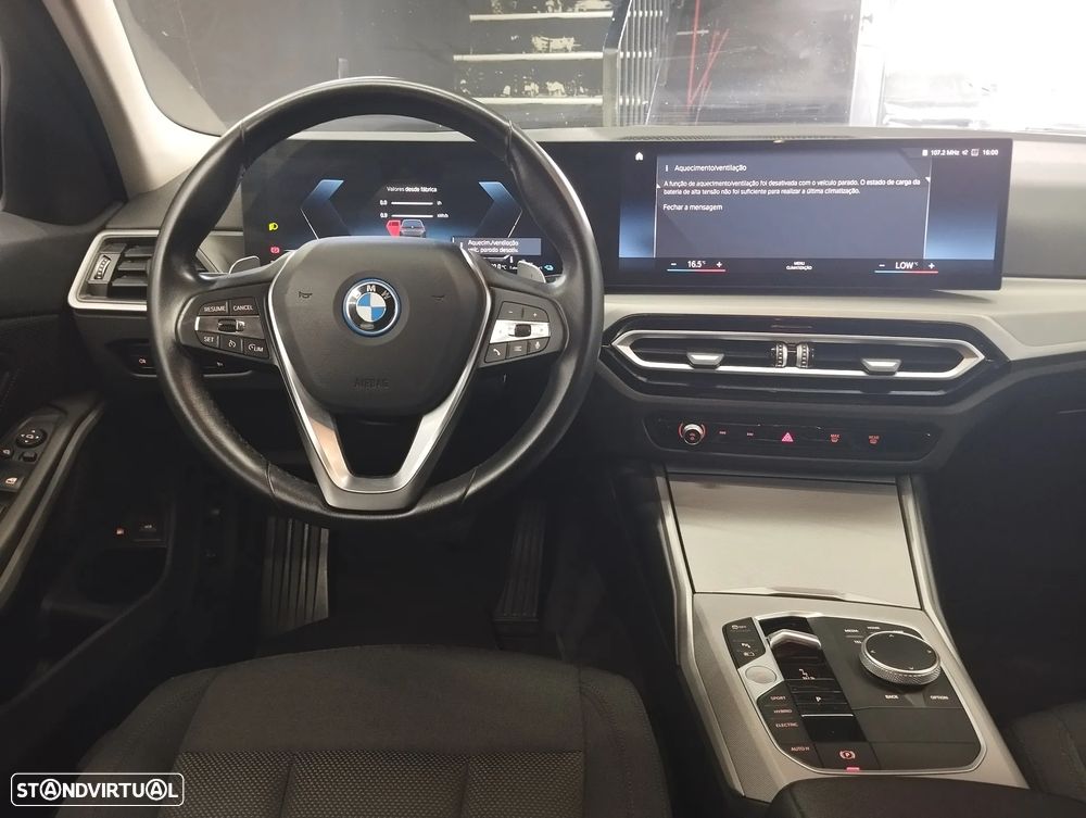 BMW 320 e Auto - 18