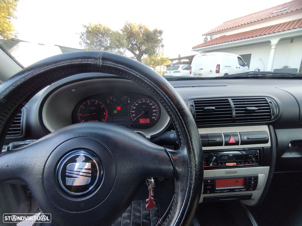 SEAT Leon - 10